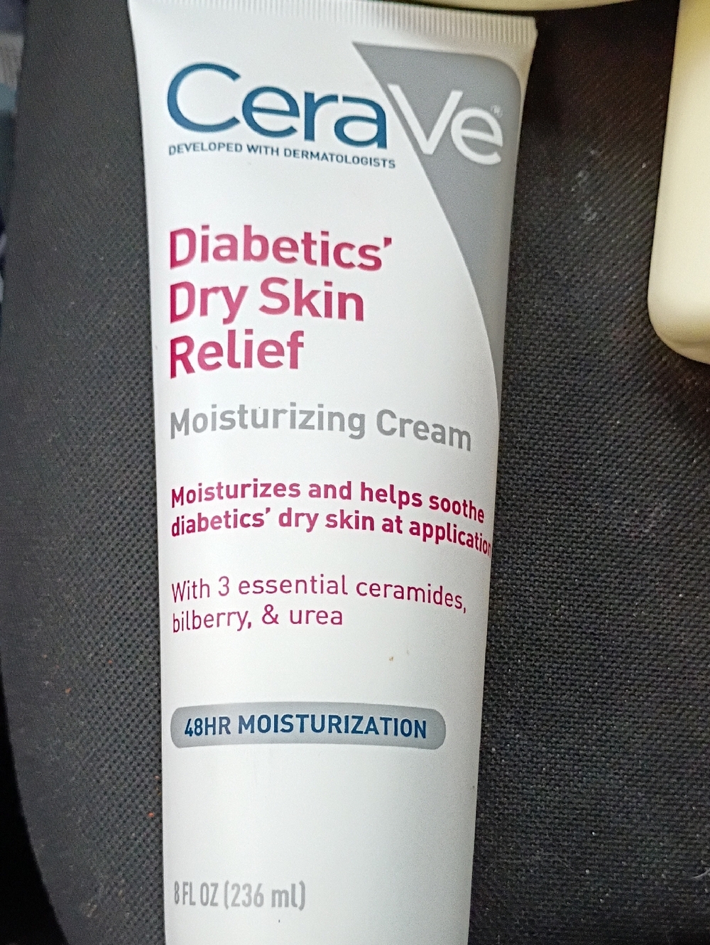 Cerave 8oz DIABETICS' DRY SKIN RELIEF MOISTURIZING CREAM